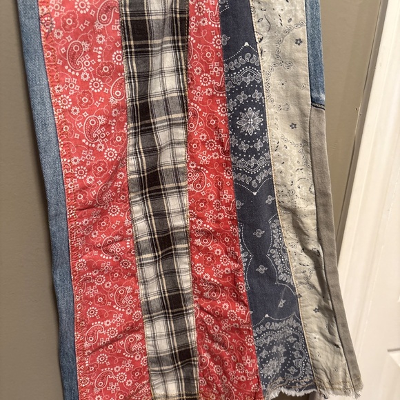 Very cool flare jeans size M with fabric bottom light weight - Picture 3 of 9